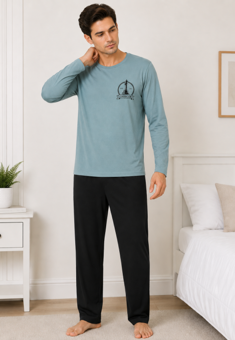Pijama barbati Serena cu maneca lunga si pantalon lung-Albastru deschis,Engros