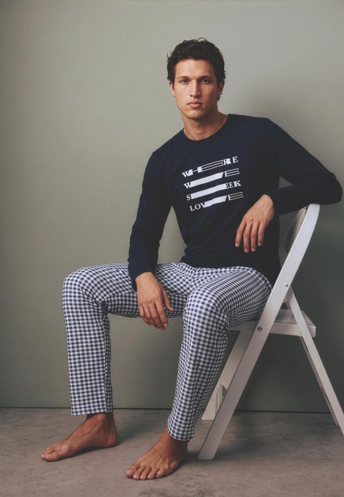 Pijama barbati Serena cu maneca lunga si pantalon lungi ,Engros