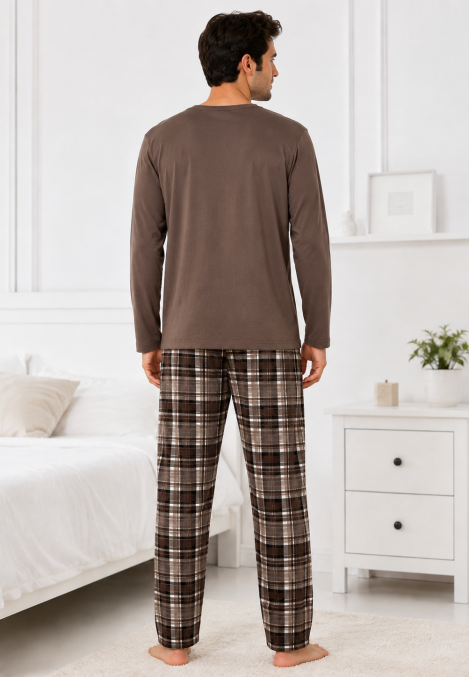 Pijama barbati Serena cu maneca lunga si pantalon lung-Maro,Engros