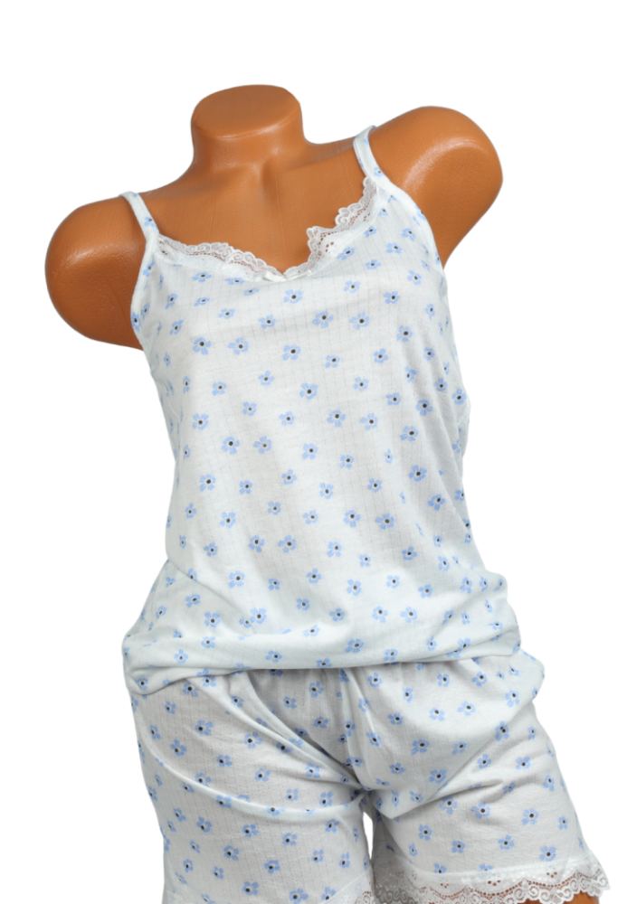 Pijama Damă Maiou și Short – Bretele Subțiri, Dantelă Delicată, Droială Lejeră, Imprimeu cu Flori Albastre, Engros