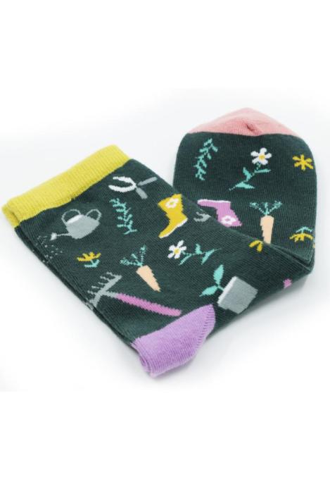 Șosete damă organice fără cusătură , verzi cu animati colorate,Engros
